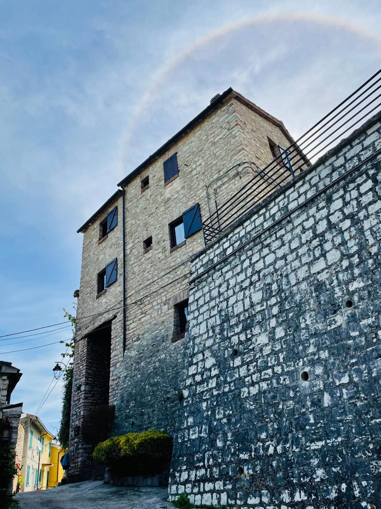 B&B Bivacco Frasassi Climbing & Trail Running House Дженга Экстерьер фото